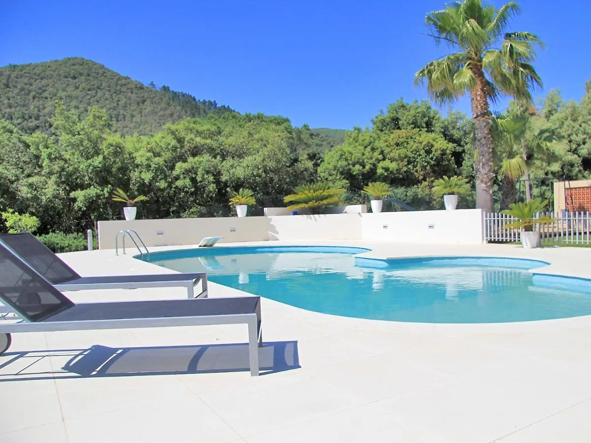 Premium Habitat Can Ferrer Arenys de Munt Spain